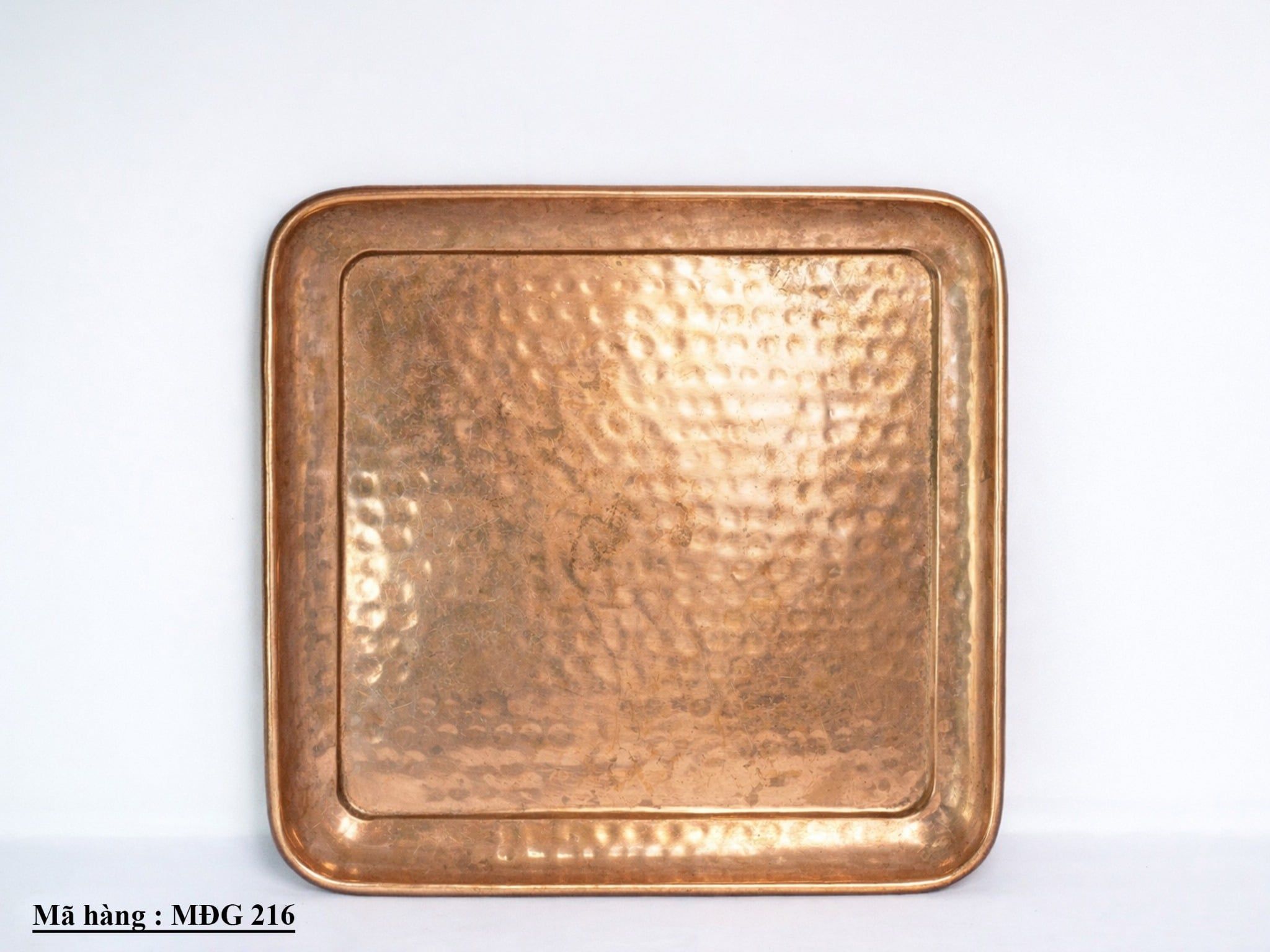 MÂM ĐỒNG ĐỎ VUÔNG – THỦ CÔNG NGHỆ THUẬT CỔ ĐIỂN