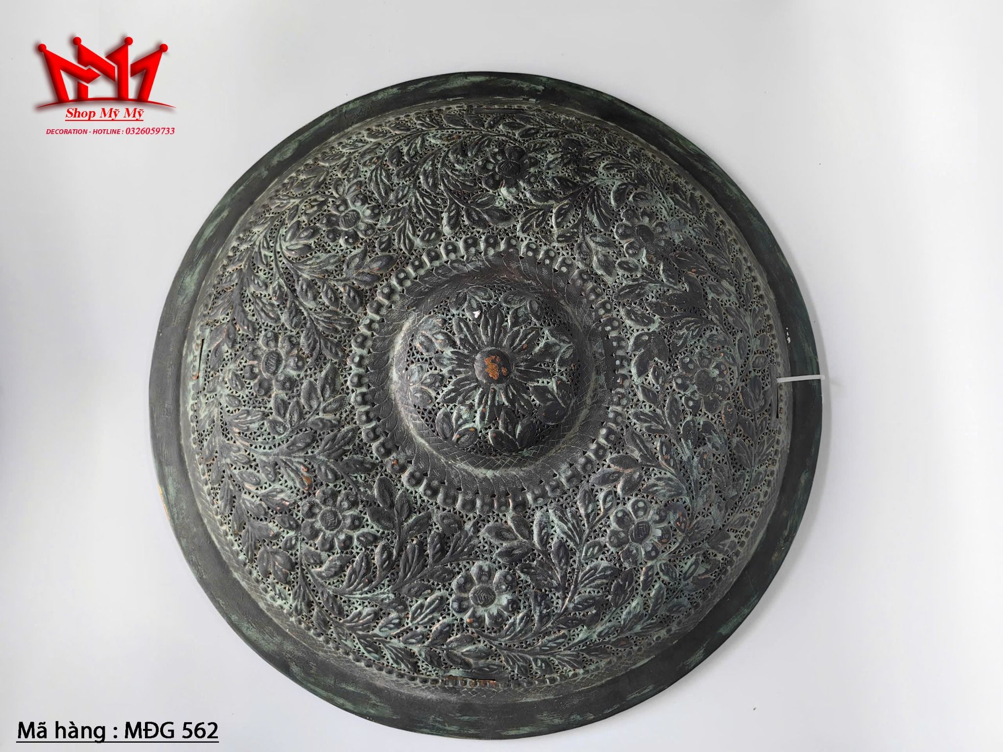 KHIÊN ĐỒNG TREO TƯỜNG CHẠM KHẮC CỔ ĐIỂN CHÂU ÂU  (MDG 562)