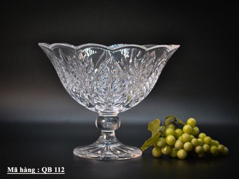  Chân bồng pha lê thuộc bộ sưu tập Park Ridge của thương hiệu Mikasa, sản xuất tại Đức 