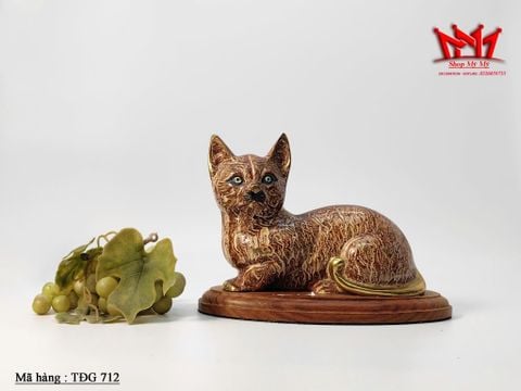  Tượng mèo mắt xanh bằng đồng thau cổ điển của Áo. 