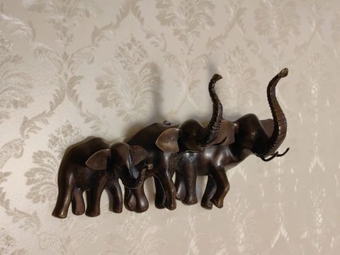  BẢN HÙNG CA NƠI ĐẠI NGÀN – TƯỢNG ĐÀN VOI ĐỒNG ĐÚC TRANG TRÍ GẮN TƯỜNG 