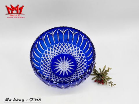  Tô pha lê màu xanh coban cắt trong suốt theo phong cách Bohemian Czech. 
