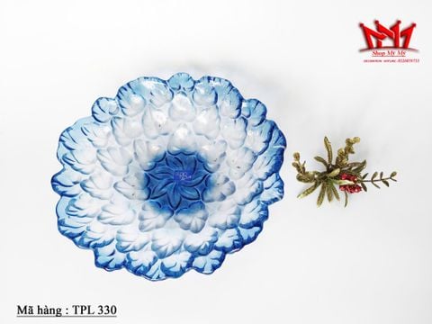  Chiếc tô thủy tinh trang trí của thương hiệu Studio Nova, Nhật Bản. 