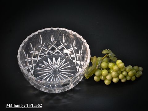  Chiếc bát pha lê cao cấp của thương hiệu Gorham, được sản xuất tại Đức. 