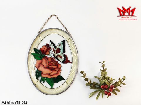  Tranh kính treo tường hình hoa hồng với bướm. 