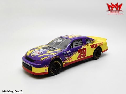  Mô Hình Xe Đua NASCAR Chevrolet Monte Carlo WCW Sting 