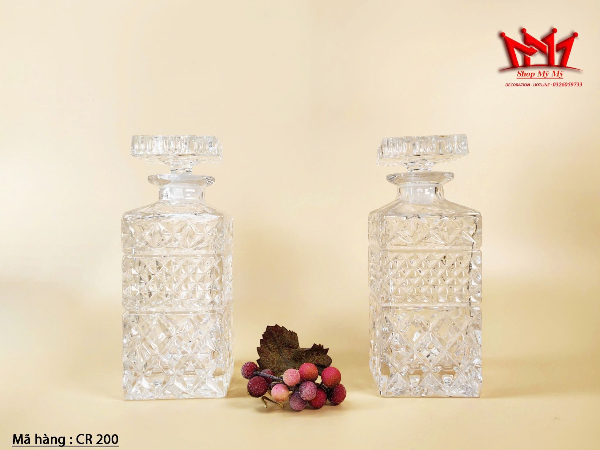 Bình đựng rượu pha lê chì BOHEMIA cổ điển từ Cộng hòa Séc.