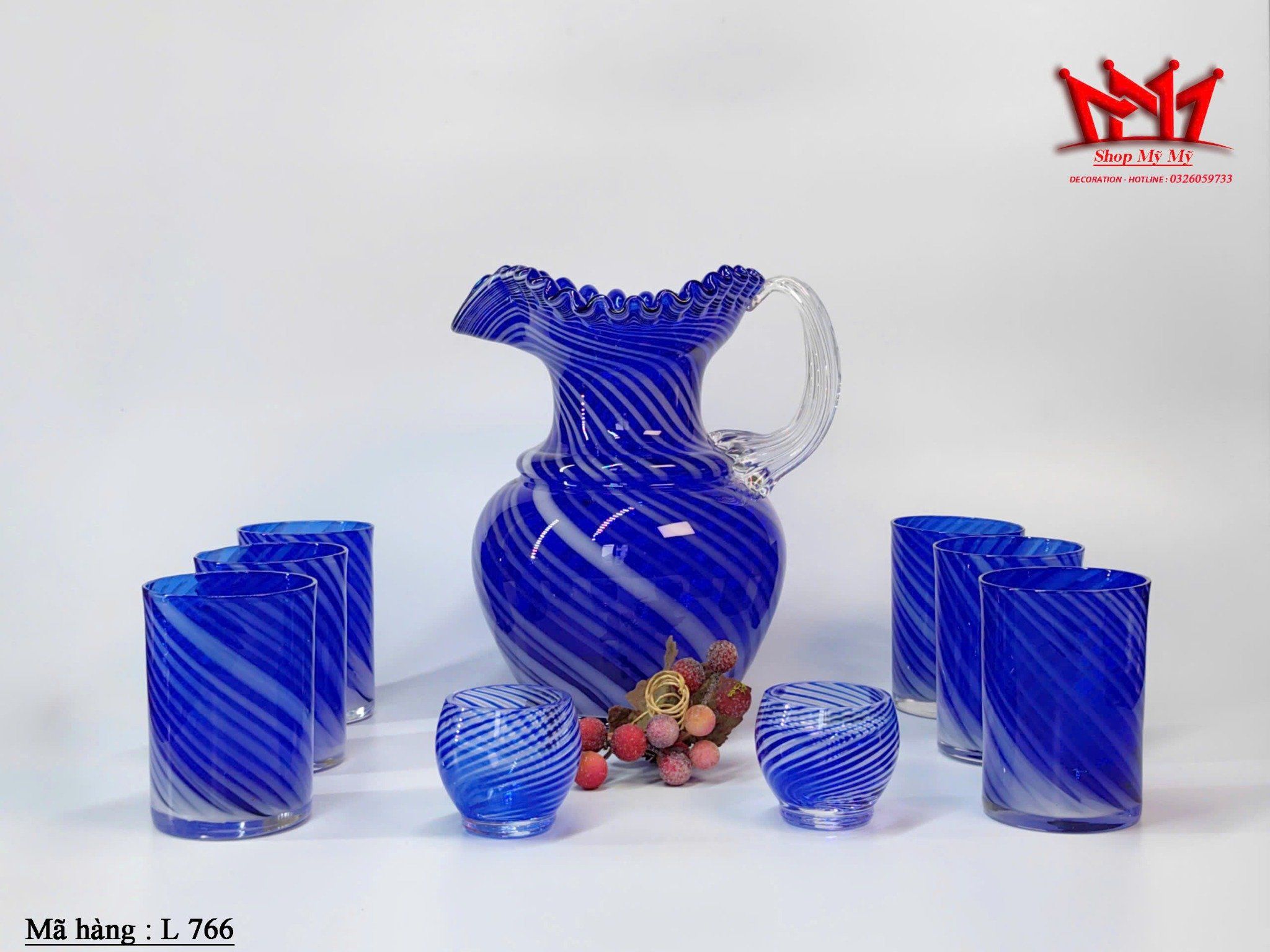 Bộ bình đựng nước chanh xoáy MCM Colbalt Blue & White .