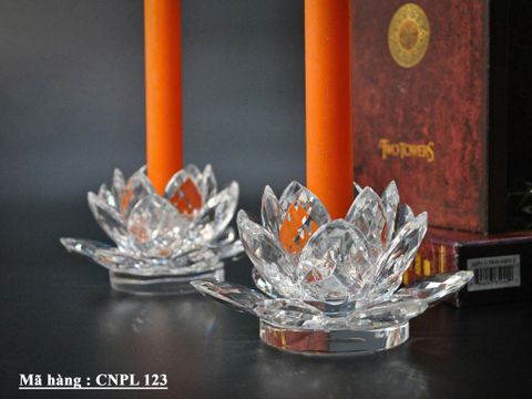  BỘ 2 CHÂN NẾN BÔNG SEN PHA LÊ SHANNON CRYSTAL CỦA GODINGER 