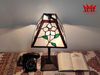Chiếc đèn bàn Tiffany phong cách Mission.