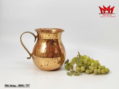  Bình đồng cổ điển được chạm búa thủ công có quai cầm 