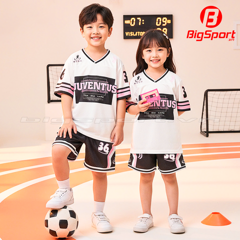 Áo đá bóng trẻ em Kid Design SS26 Juventus màu kem