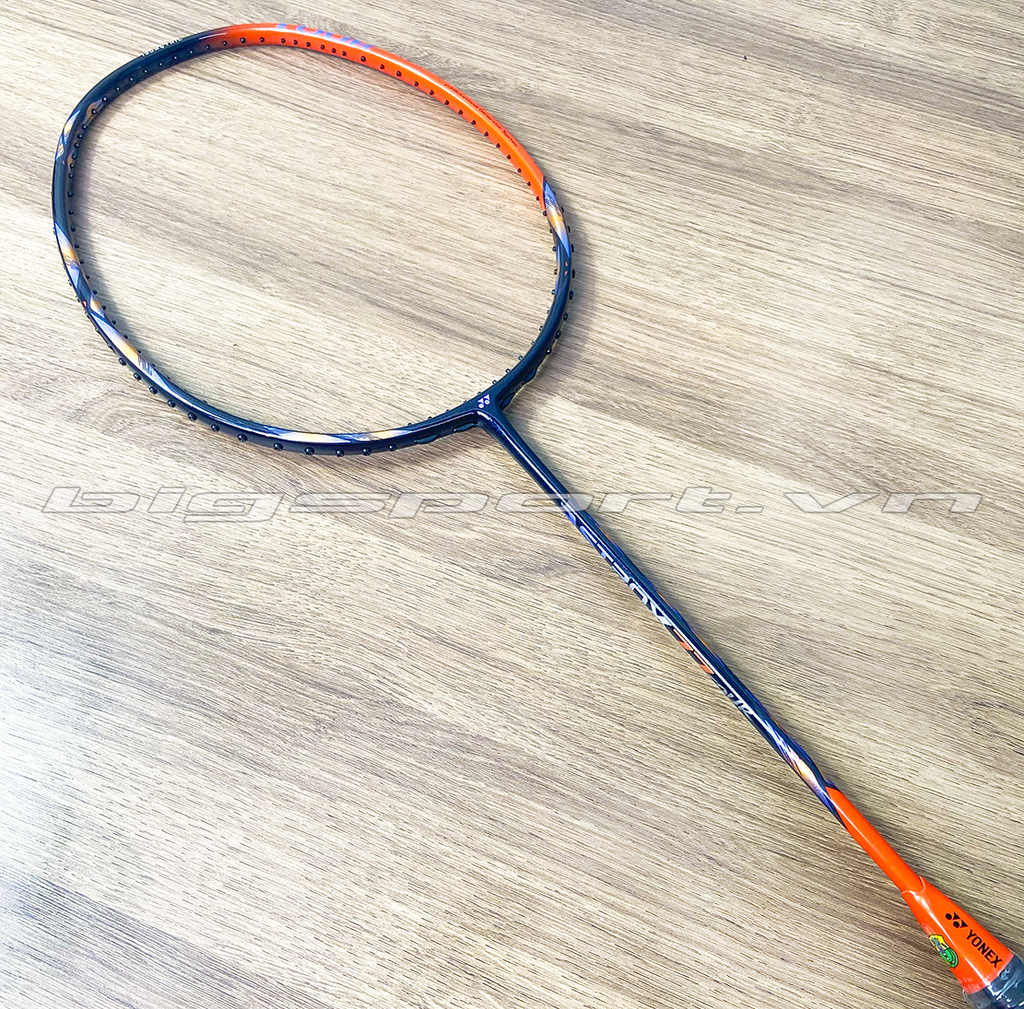 Vợt cầu lông Yonex Astrox 77 Tour