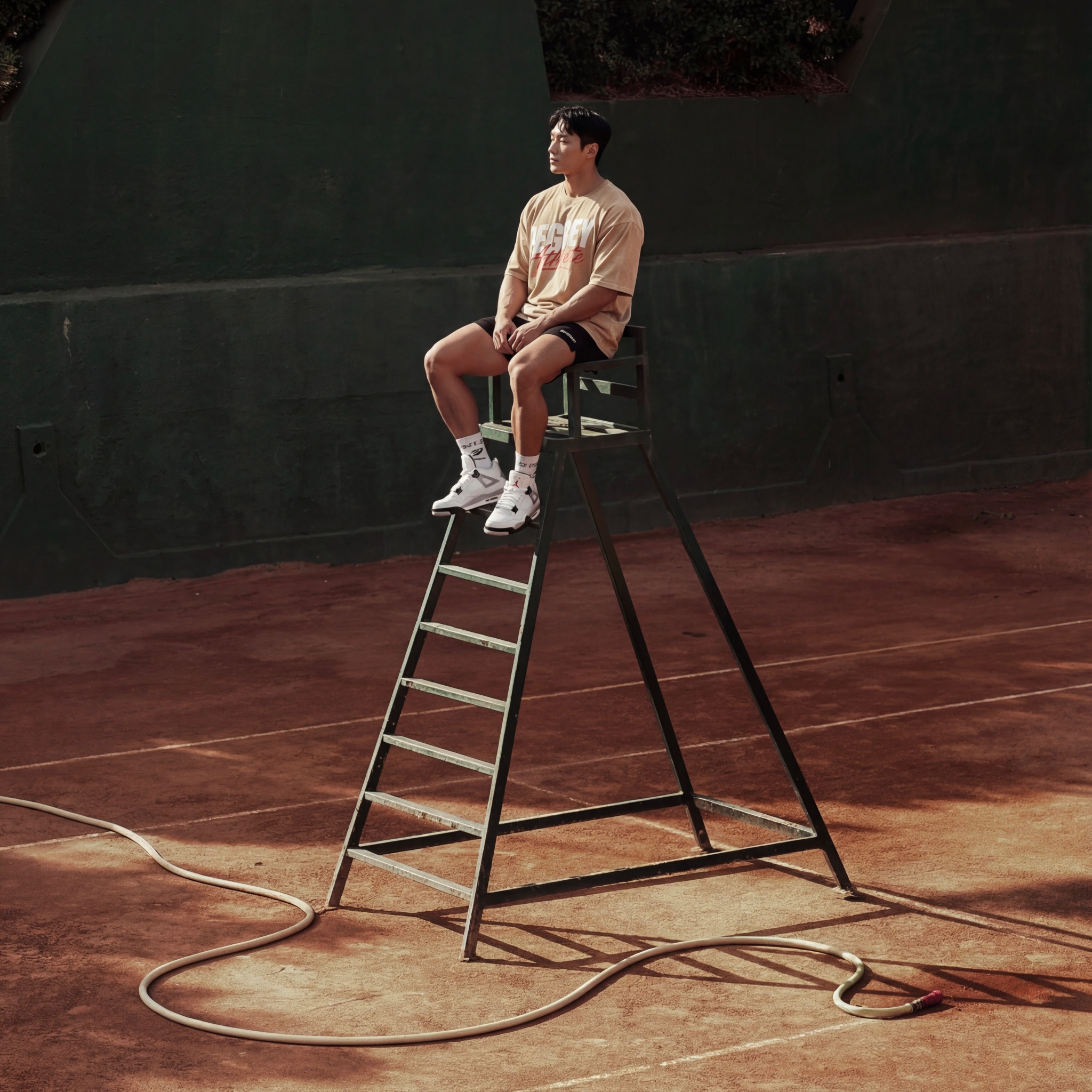  Áo Thun màu wax VÀNG Degrey kiểu dáng rộng in logo - OVSWAXVANG 