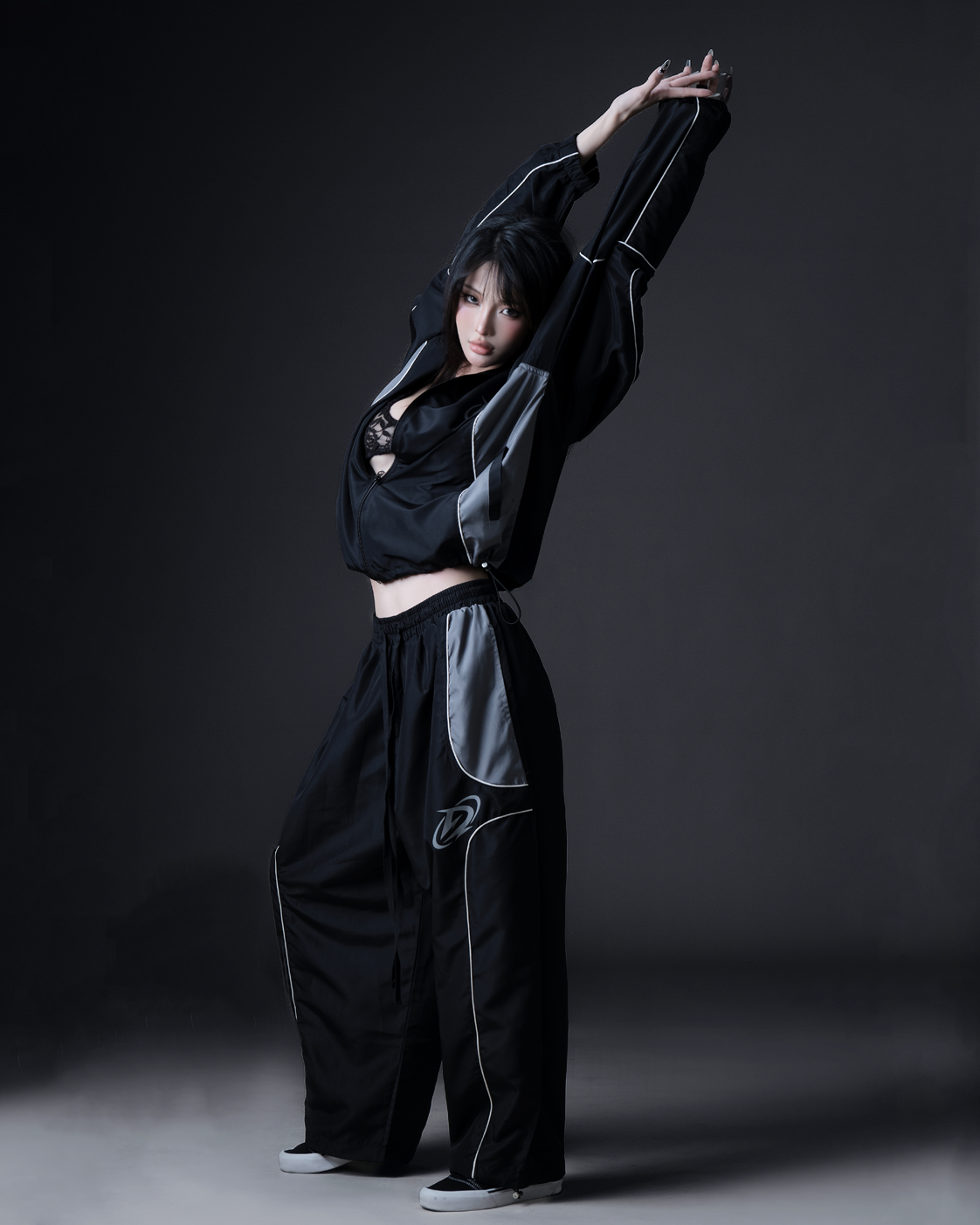  Quần Dài Degrey màu ĐEN XÁM Long Pants Poly in Logo - PAPOLYXAM 