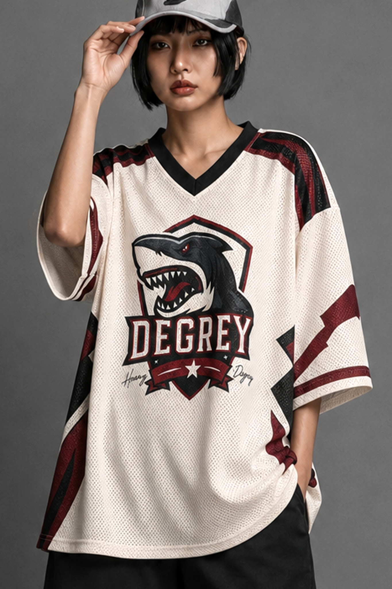  Áo thun thể thao màu kem Degrey Jersey SHARK 84 cổ tim - JERSHARK 