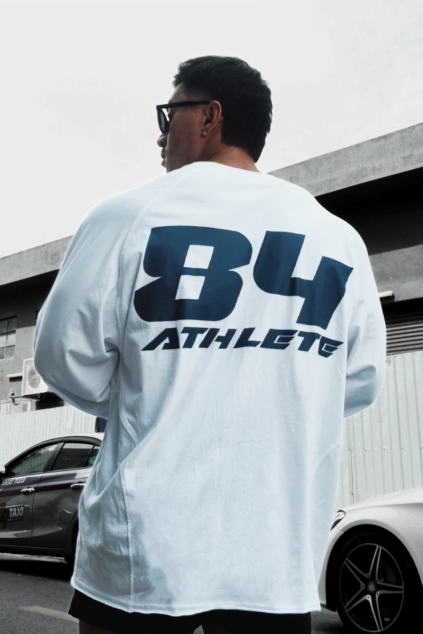  Áo Thun tay dài màu WHITE logo Degrey màu NAVY kiểu dáng rộng raglan - OVSTADATRANG 