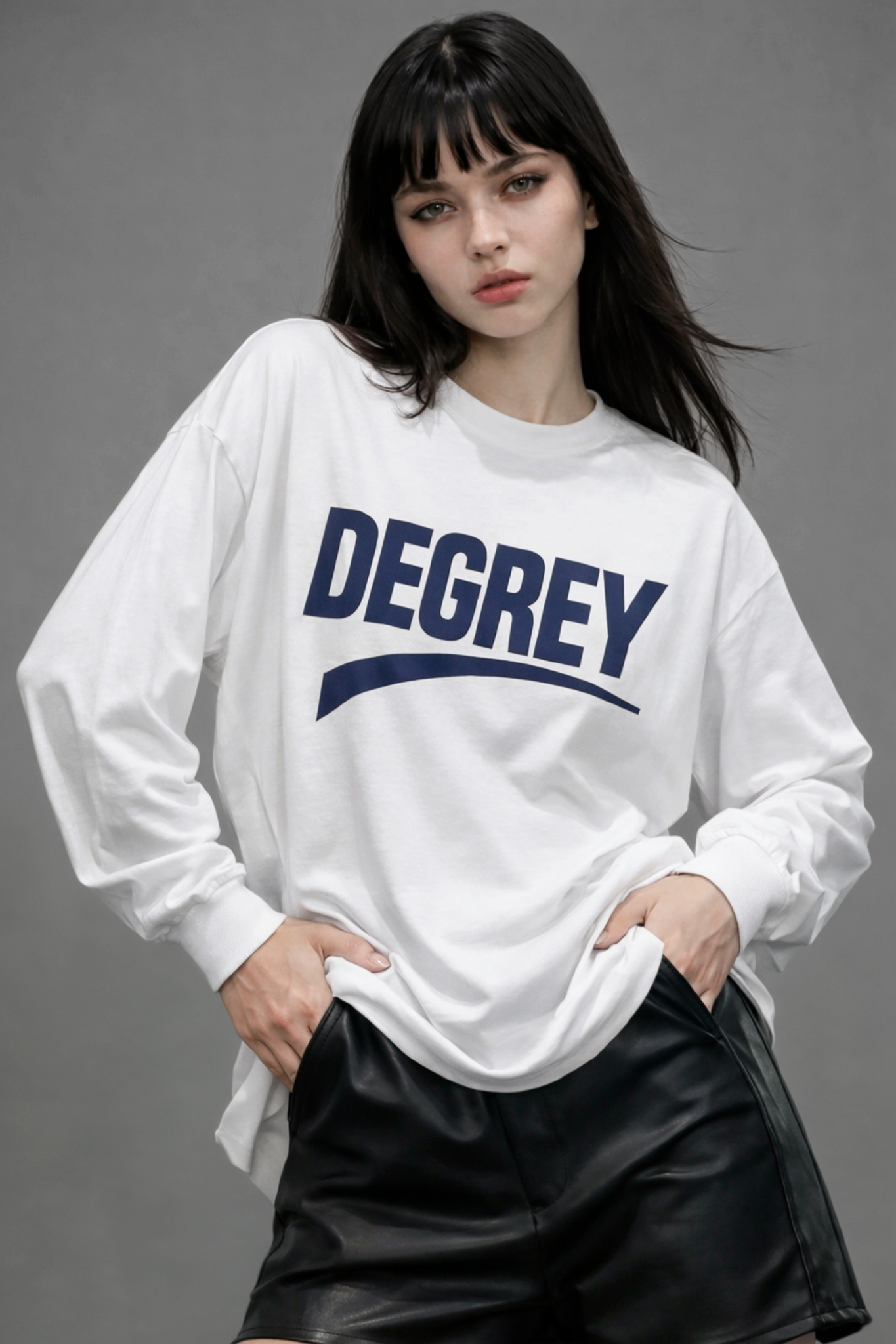  Áo Thun tay dài màu WHITE logo Degrey màu NAVY kiểu dáng rộng raglan - OVSTADATRANG 