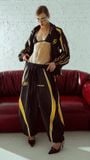  Quần Dài Degrey màu ĐEN VÀNG Long Pants Poly THÊU Logo - PAPOLYVANG 