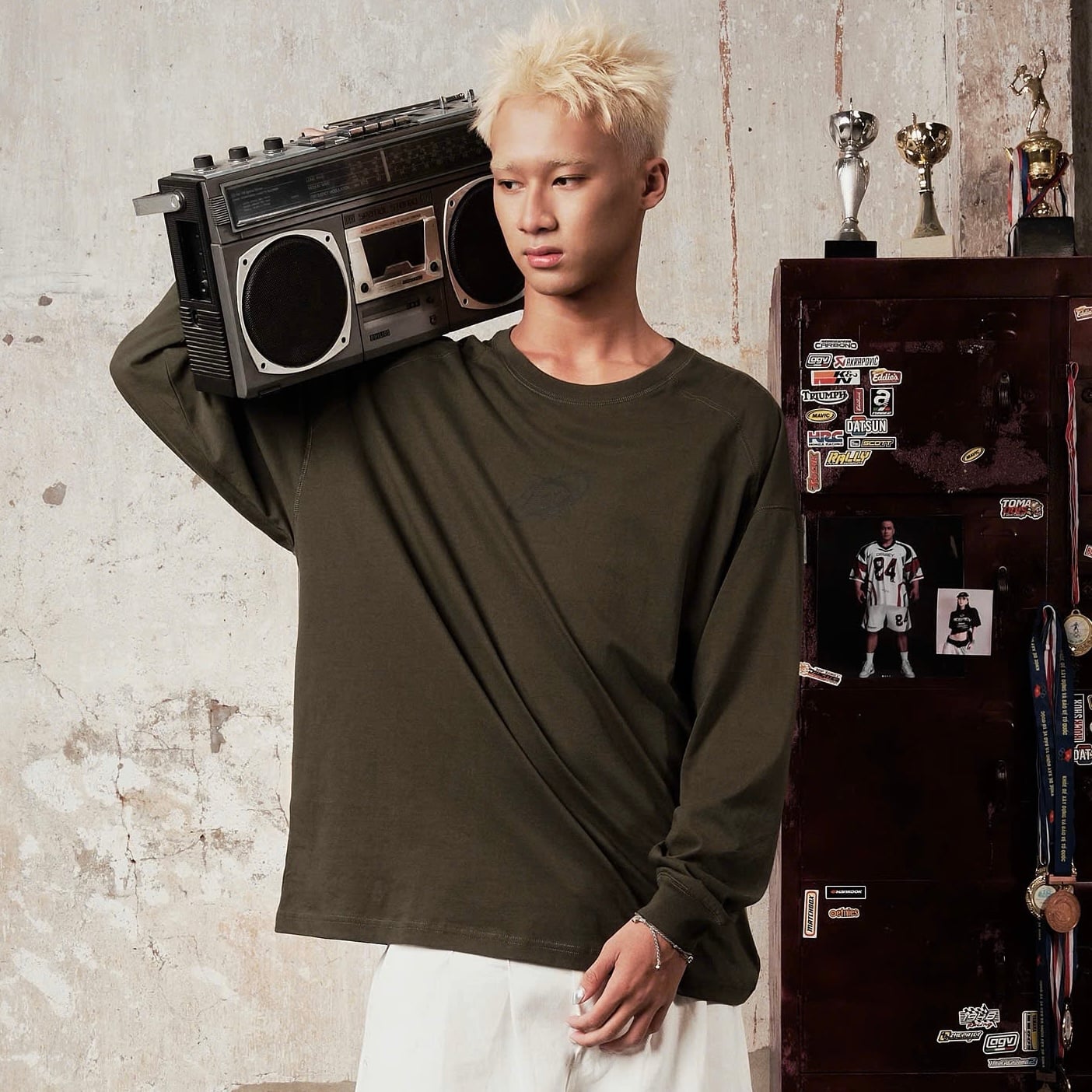  Áo Thun tay dài màu GREEN logo Degrey màu ĐEN kiểu dáng rộng Athlete - OVSLONGREU 