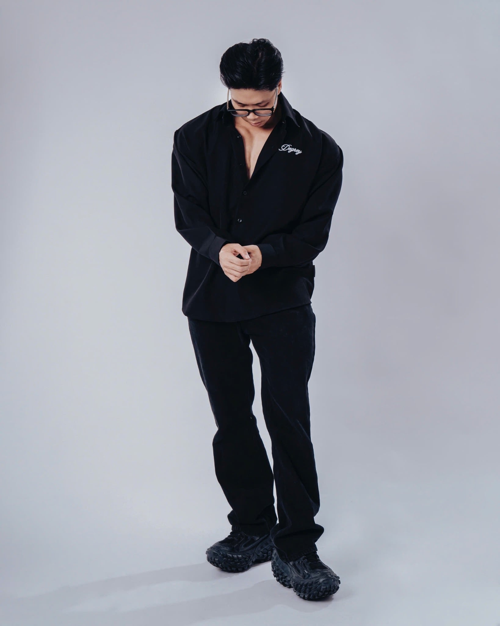  Áo sơ mi tay dài màu đen Degrey Longsleve Shirt DECADE LOGO - LONGSHIRTDECADE 