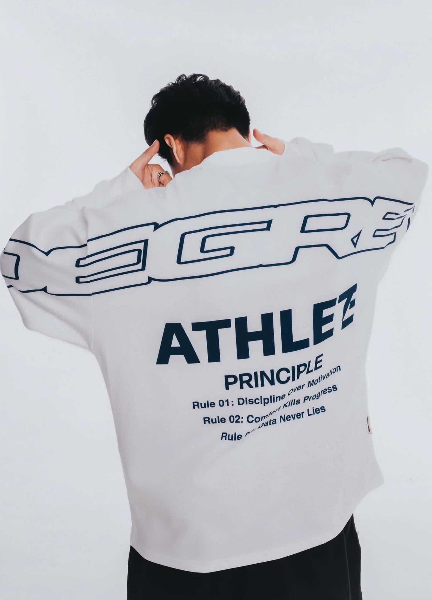  Áo Sweater Degrey Athlete màu trắng xanh Poly - SWETRAXA 