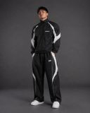  Jacket Degrey màu ĐEN TRẮNG THÊU LOGO ATHLETE áo khoác dù thể thao - JKLOGODETRA 
