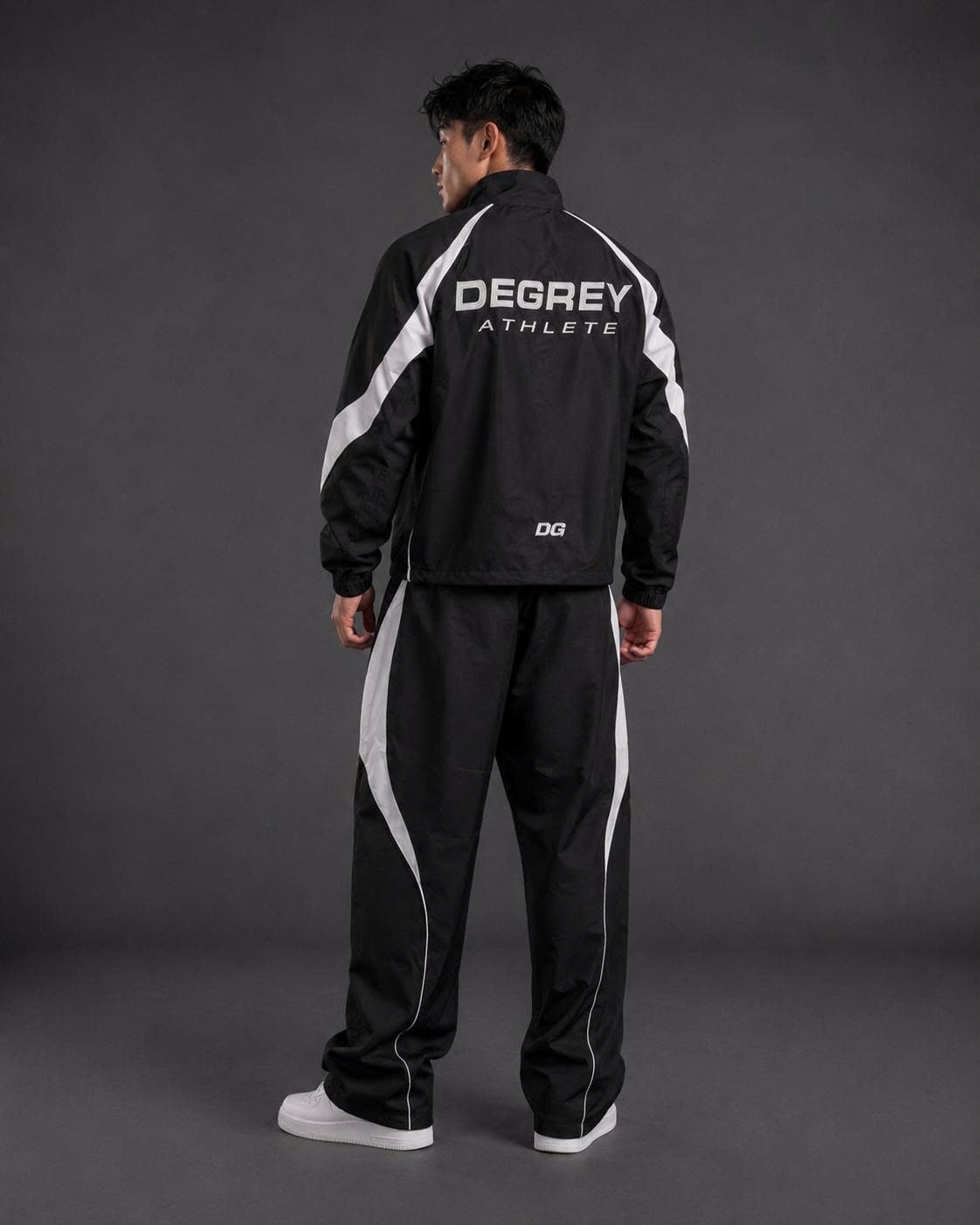  Jacket Degrey màu ĐEN TRẮNG THÊU LOGO ATHLETE áo khoác dù thể thao - JKLOGODETRA 