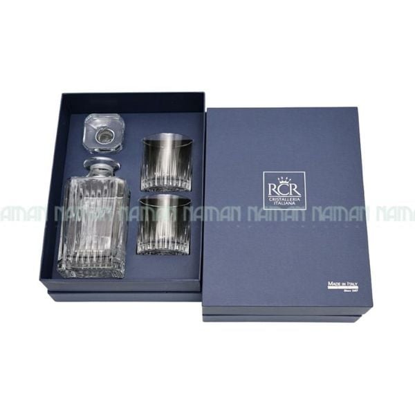 Bộ Quà Tặng Timeless 1 Bình Đựng Rượu Mạnh 750Ml Và 2 Ly Whisky 310Ml Rcr