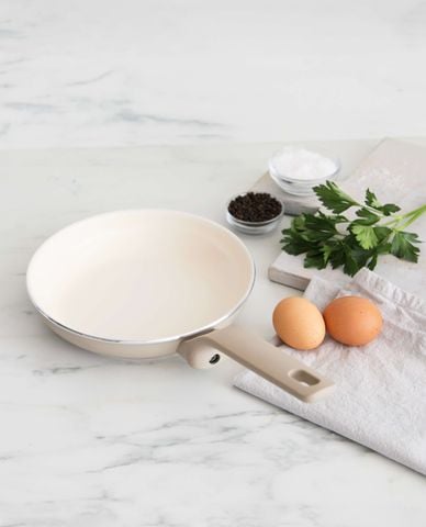  GREENPAN - Chảo chống dính lòng sâu Essen 20cm 