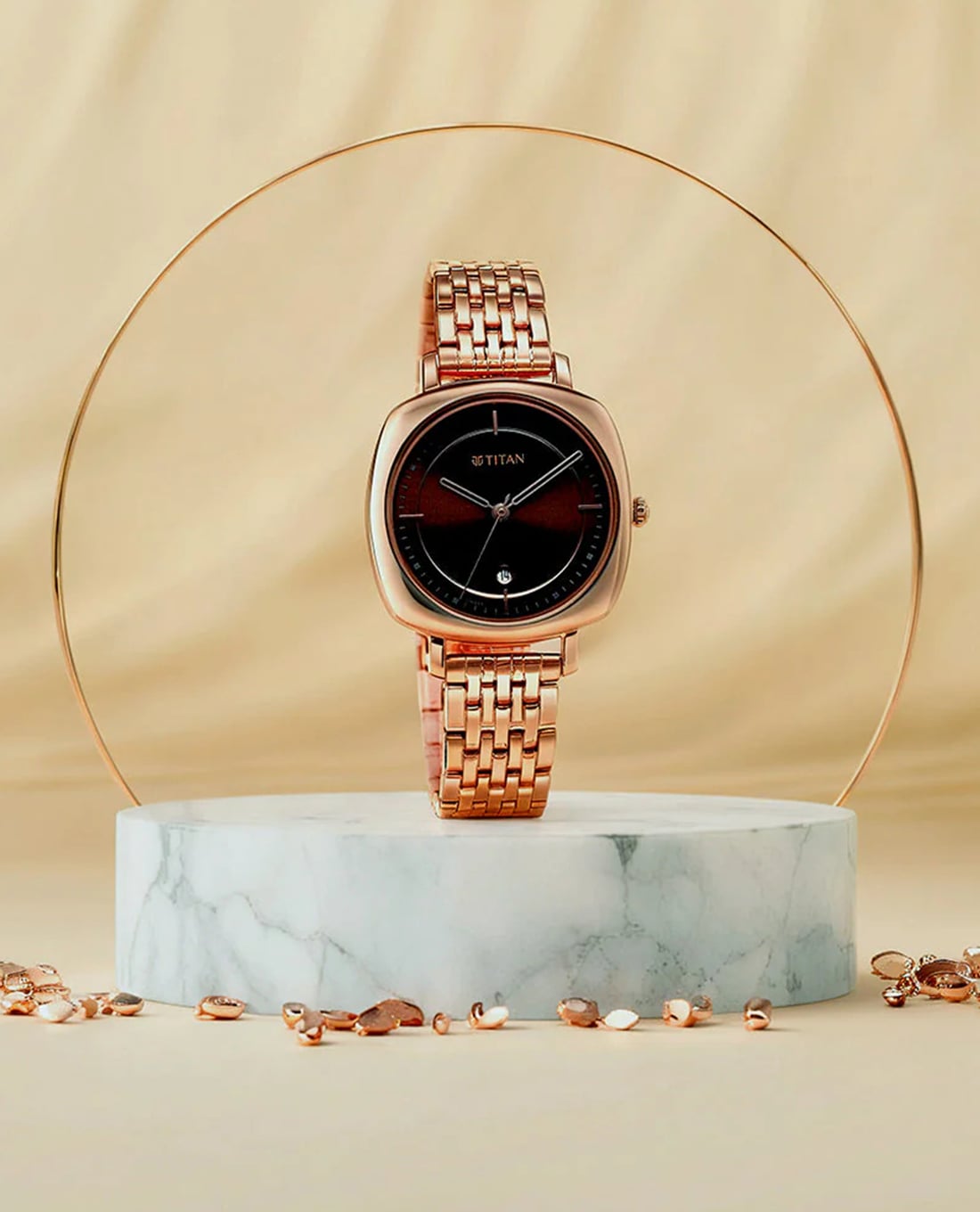 TITAN - Đồng hồ nữ IBD Shaped Cases 32.6mm