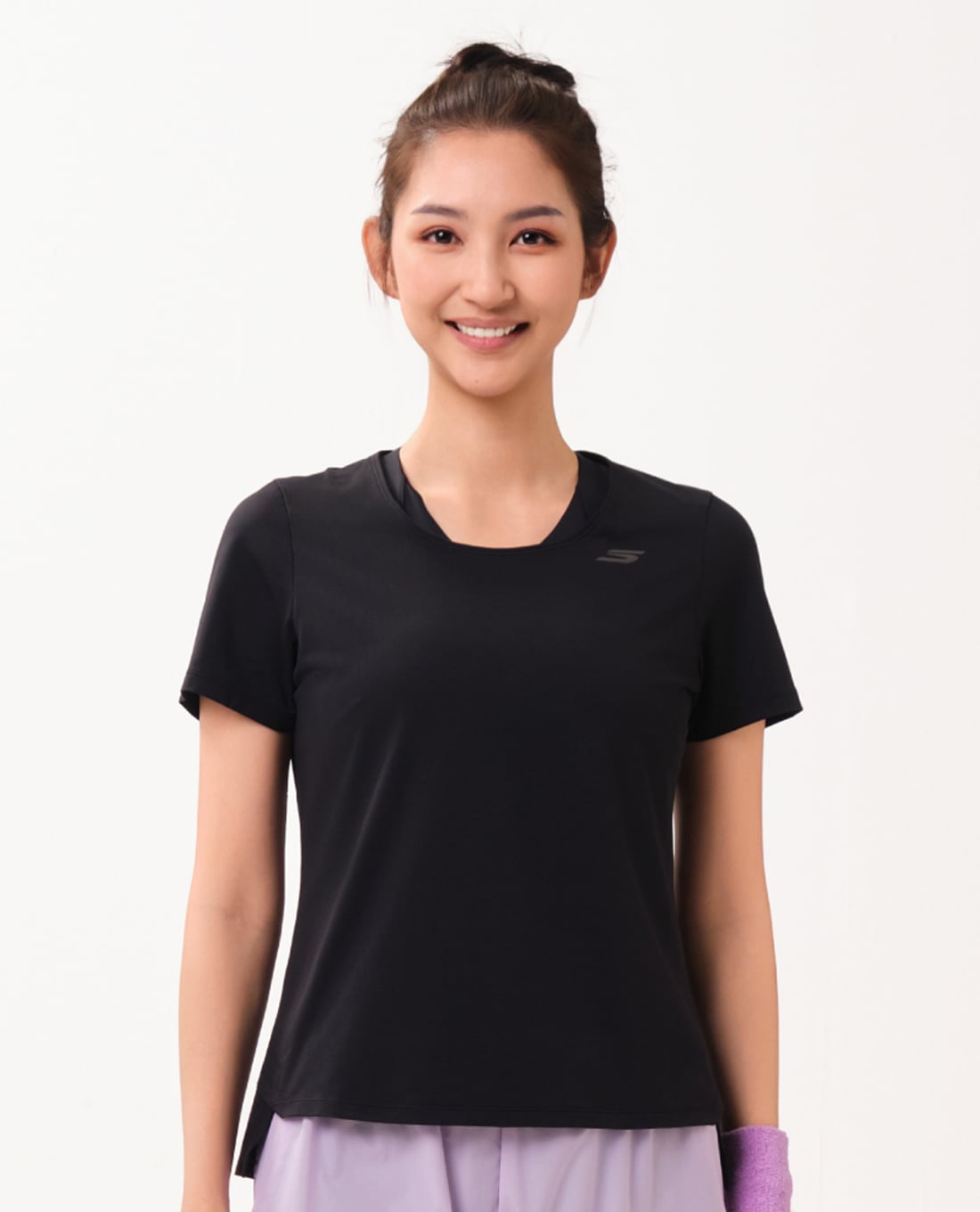 SKECHERS - Áo thun thể thao nữ Running Performance