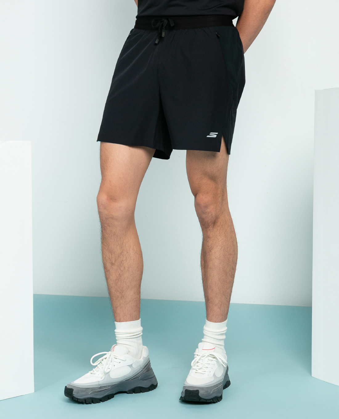 SKECHERS - Quần short tập luyện nam lưng thun Performance