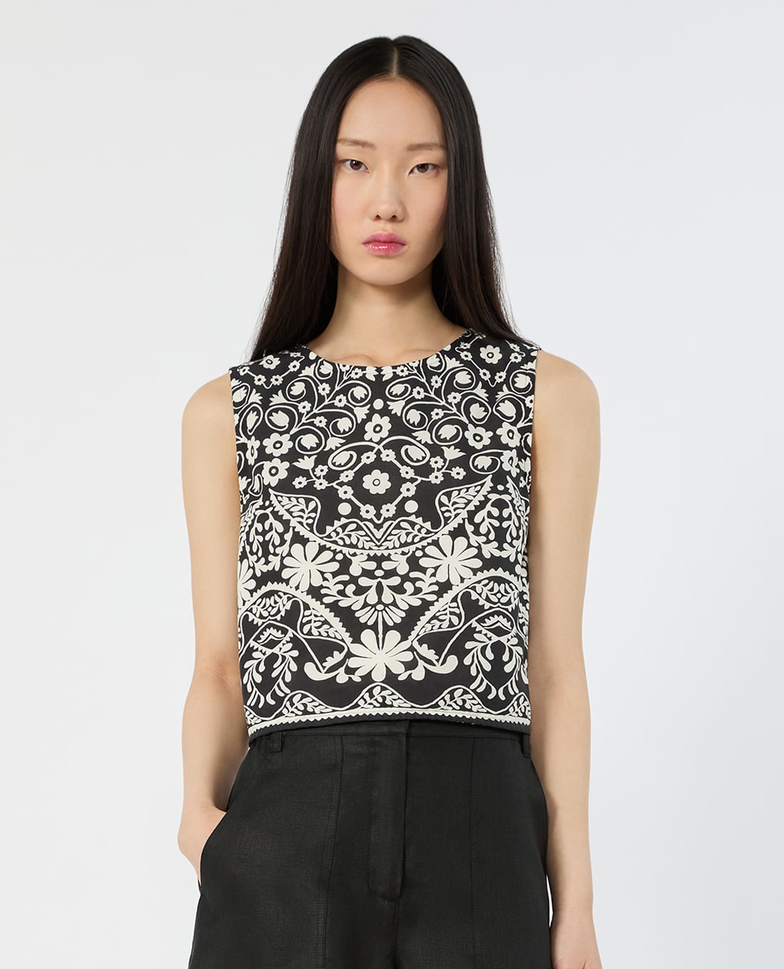 WEEKEND MAX MARA - Áo sát nách nữ phom croptop Wkifanale