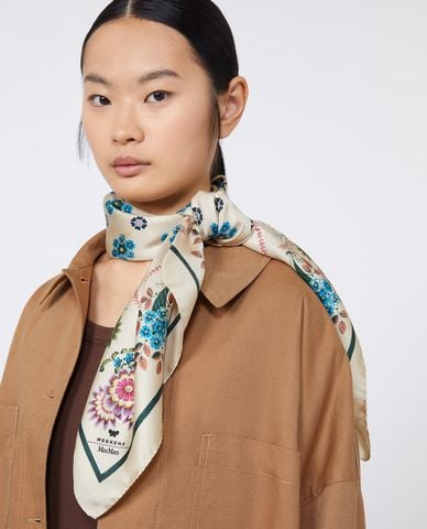  WEEKEND MAX MARA - Khăn choàng nữ phom vuông Wkaonestonew 