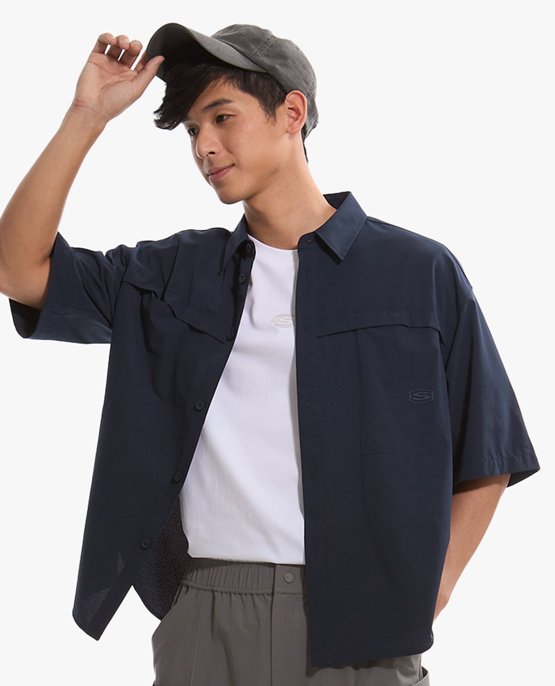 SKECHERS - Áo sơ mi nam cổ bẻ tay ngắn trẻ trung