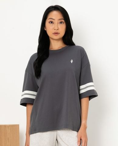  SKECHERS - Áo thun nữ cổ tròn tay ngắn phối logo 