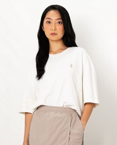  SKECHERS - Áo thun nữ cổ tròn tay ngắn phối logo 