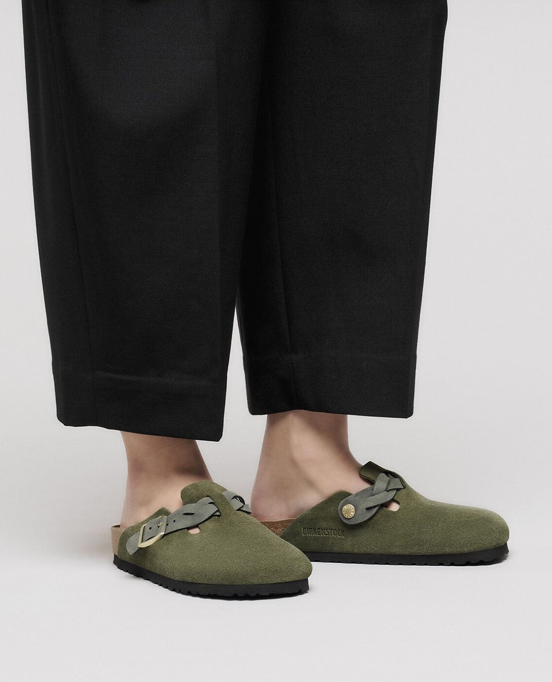 BIRKENSTOCK - Giày clog nữ Boston Braided