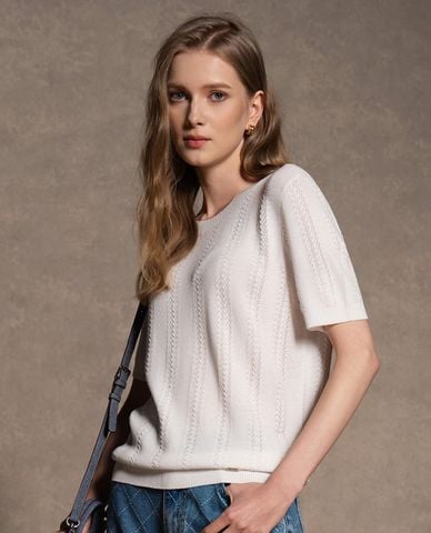  USPA - Áo dệt kim nữ cổ tròn tay ngắn đính logo 