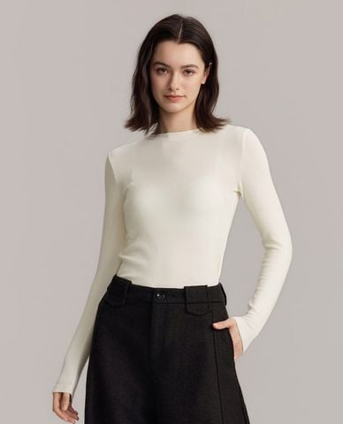  USPA - Áo thun nữ cổ tròn tay dài phom ôm 
