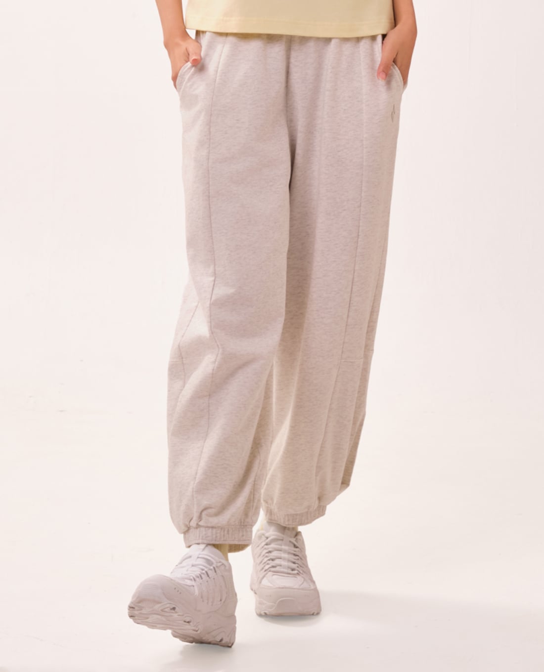 SKECHERS - Quần jogger nữ lưng thun Cali Summer