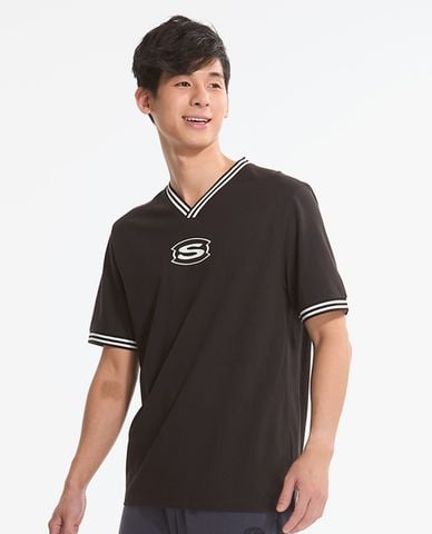  SKECHERS - Áo thun nam cổ V tay ngắn phối logo 