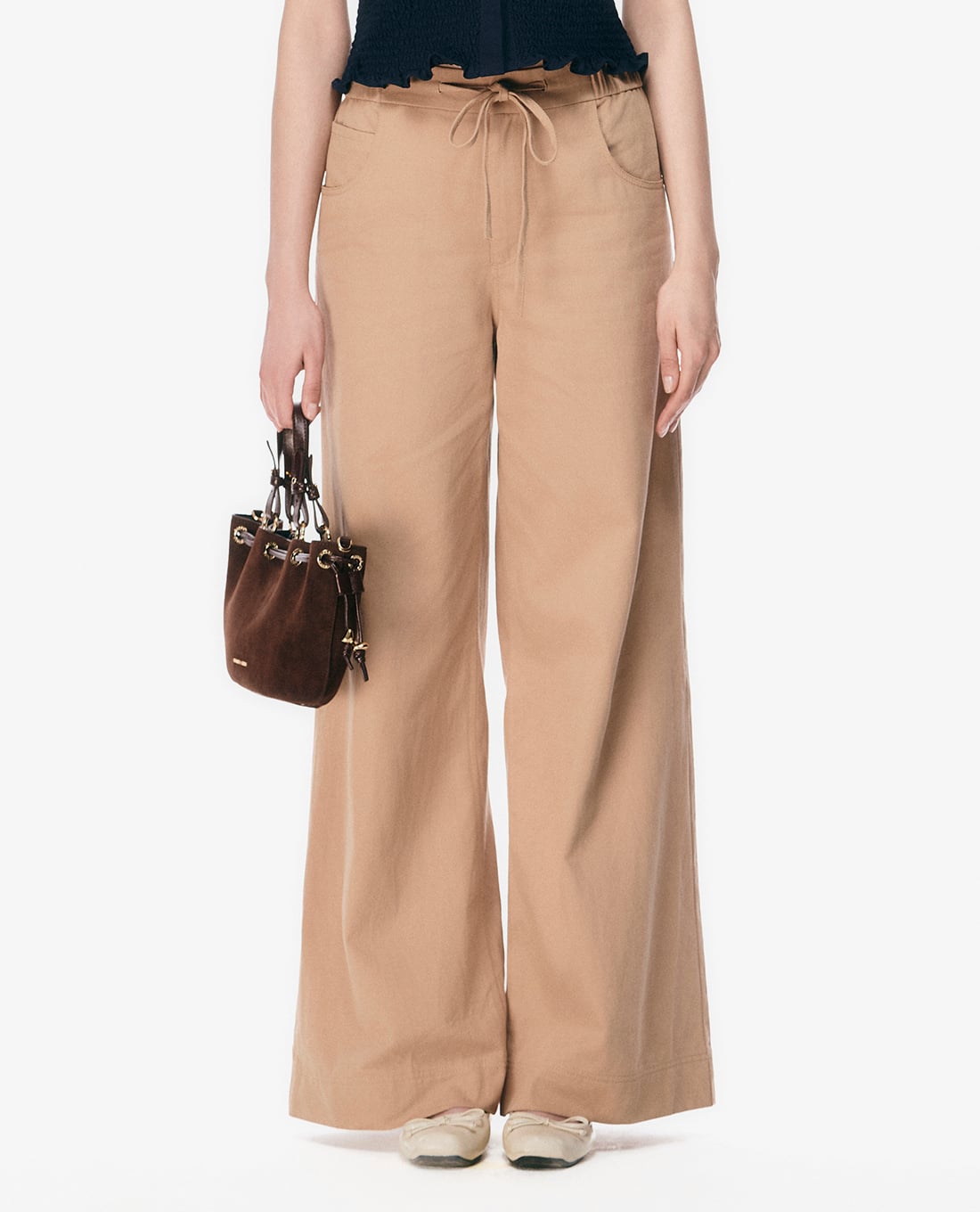 GIGI - Quần nữ ống rộng phối dây rút