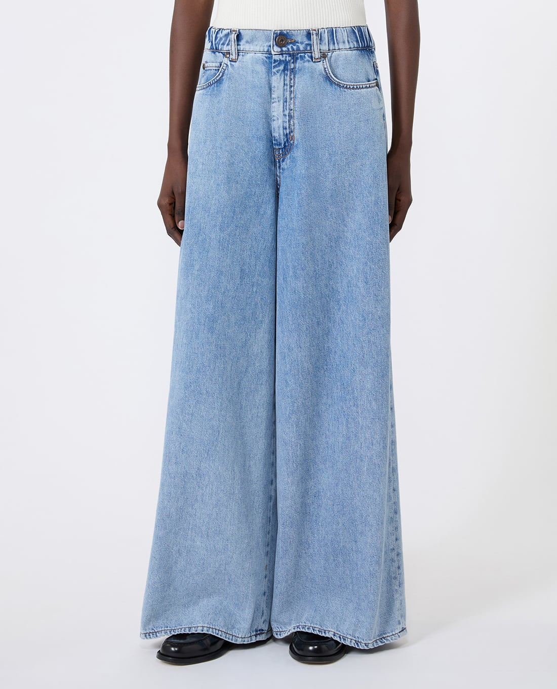 WEEKEND MAX MARA - Quần jeans nữ ống loe Wkdzattare