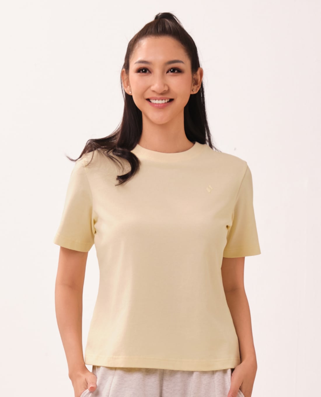 SKECHERS - Áo thun nữ cổ tròn tay ngắn Cali Summer
