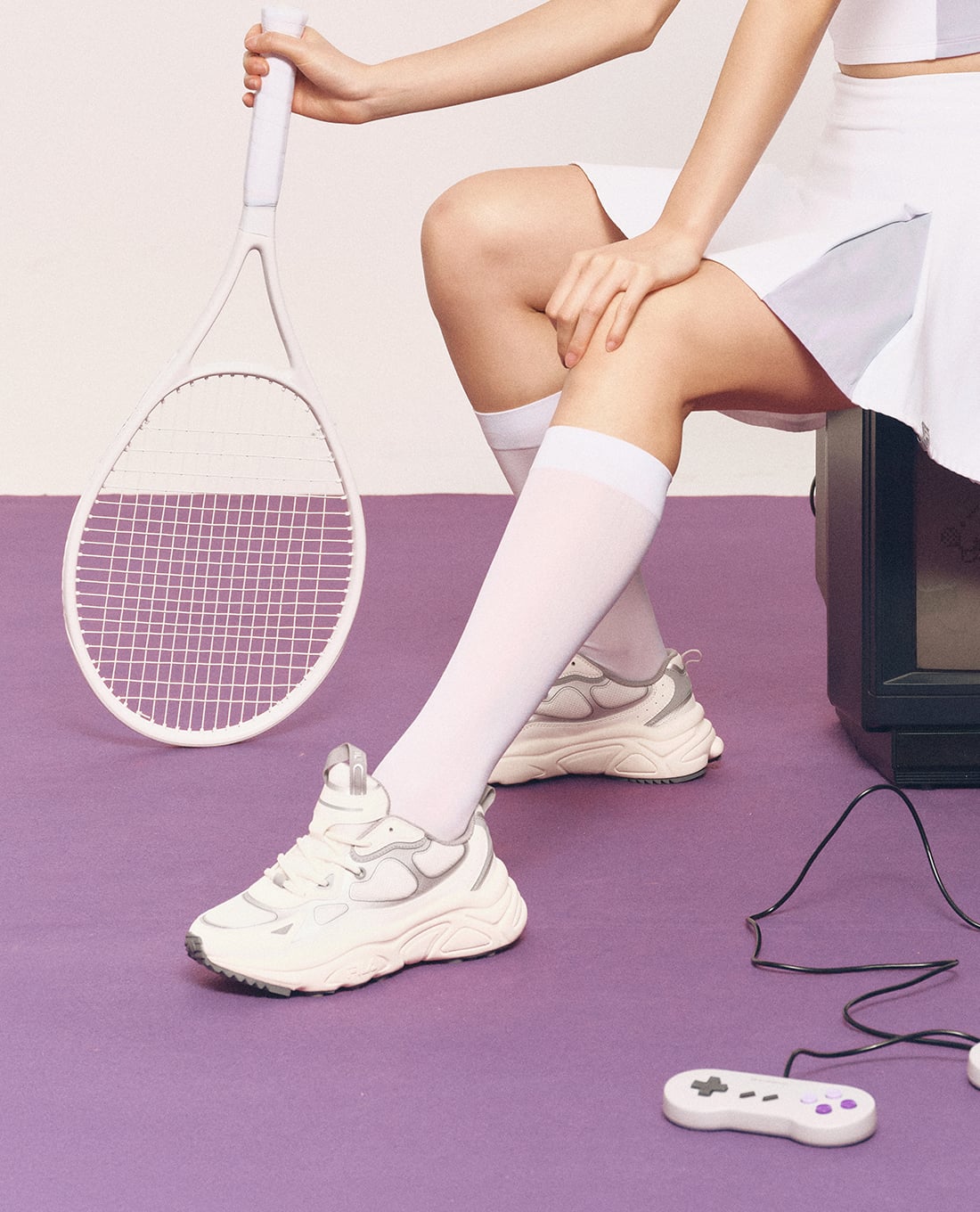 FILA - Giày sneakers unisex cổ thấp Tenacity 99/25