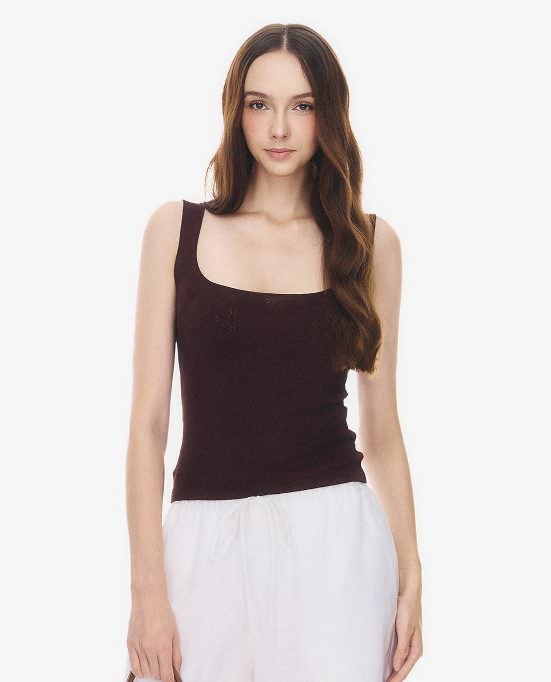 GIGI - Áo hai dây nữ cổ vuông họa tiết đục lỗ nhí