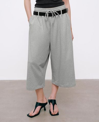  URBAN REVIVO - Quần nữ ống rộng dáng lửng kèm thắt lưng 