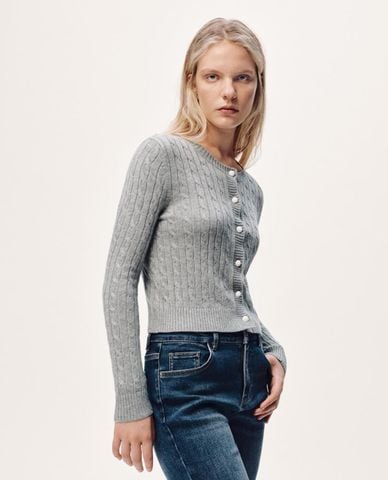  URBAN REVIVO - Áo khoác cardigan nữ cổ tròn tay dài phom ôm 